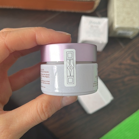 FRESH - Picture 7 of 9